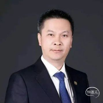 复旦大学附属华山医院脑血管病外科疾病病例精解—作者简介+前言+目录_01.jpg