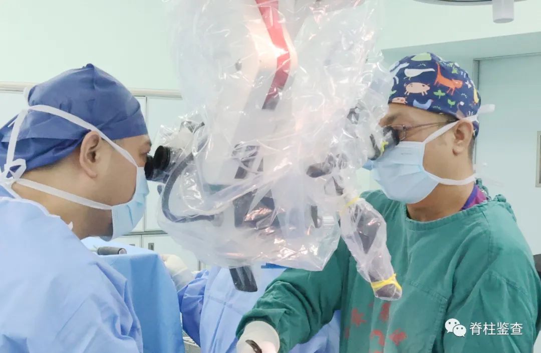 脊柱外科江伟团队：显微镜下微创前路手术搞定颈椎病