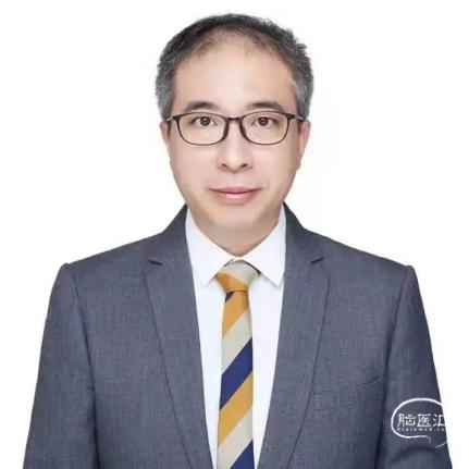 李侠.png