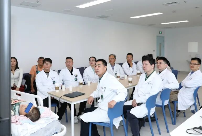 三级体系筑高地，全链诊疗促转化——侯立军团队打造脑机接口专科创新标杆